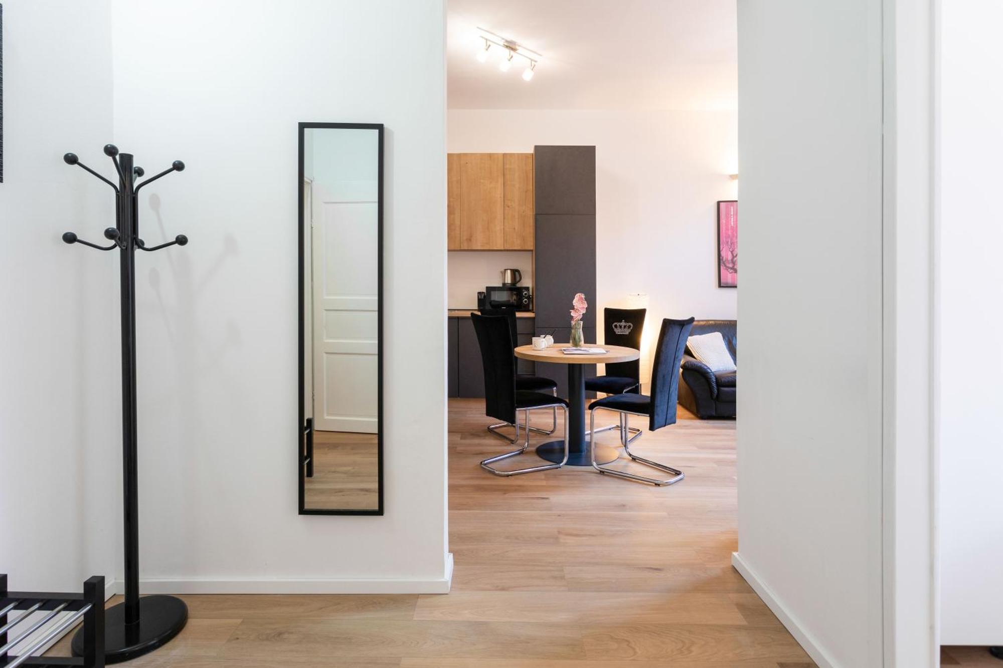 Design And Modern Apartments In Heart Of Загреб Екстериор снимка