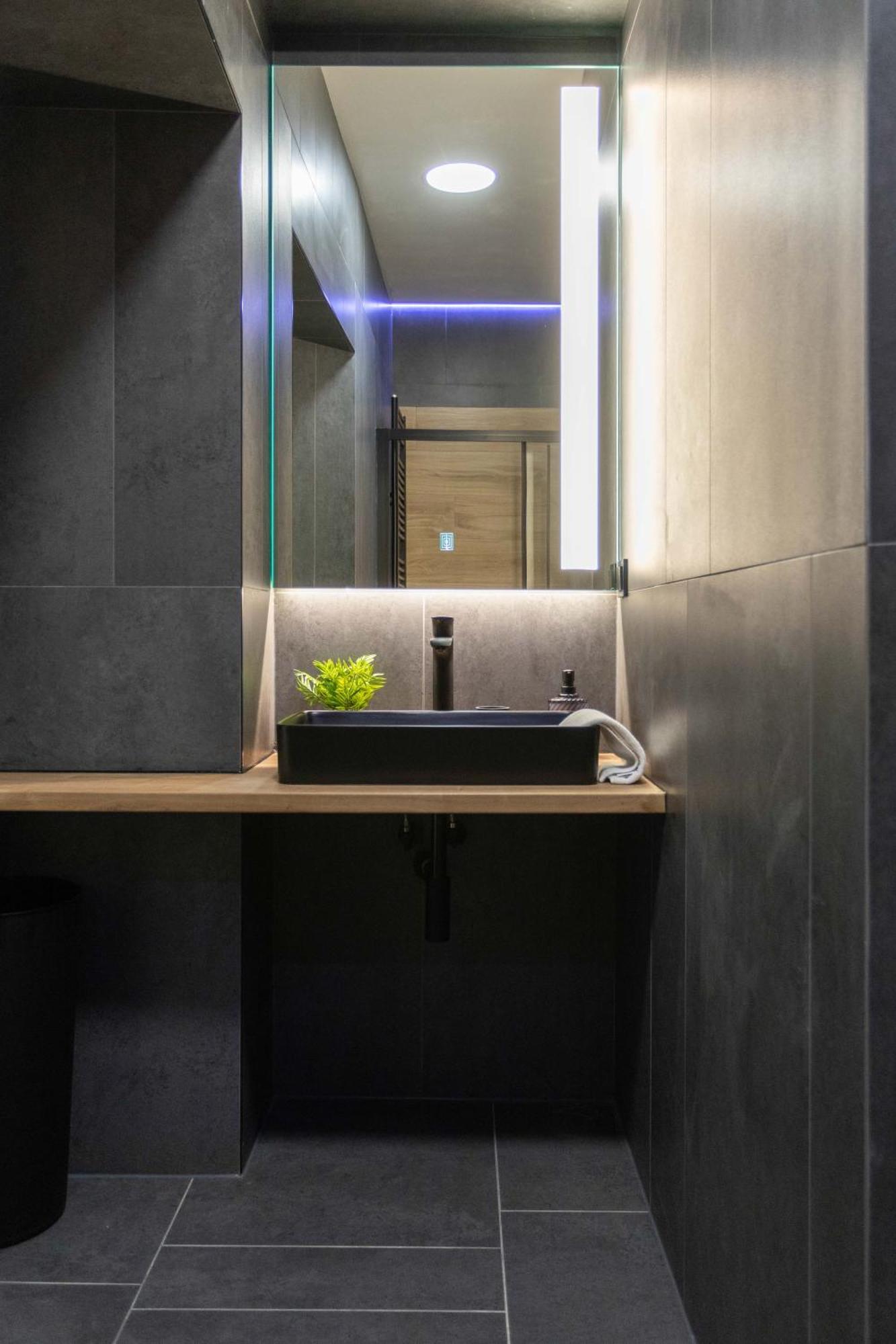 Design And Modern Apartments In Heart Of Загреб Екстериор снимка