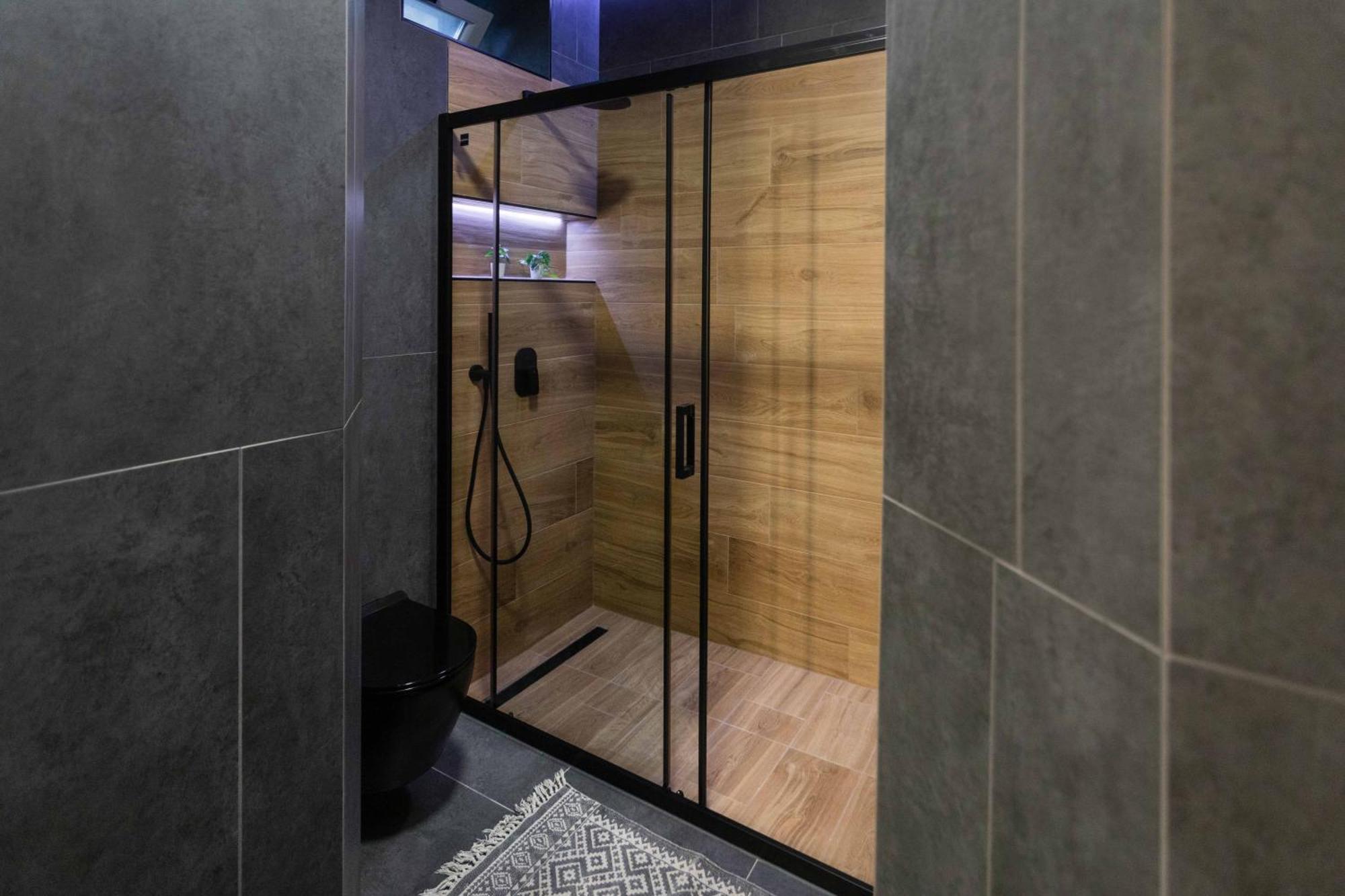 Design And Modern Apartments In Heart Of Загреб Екстериор снимка