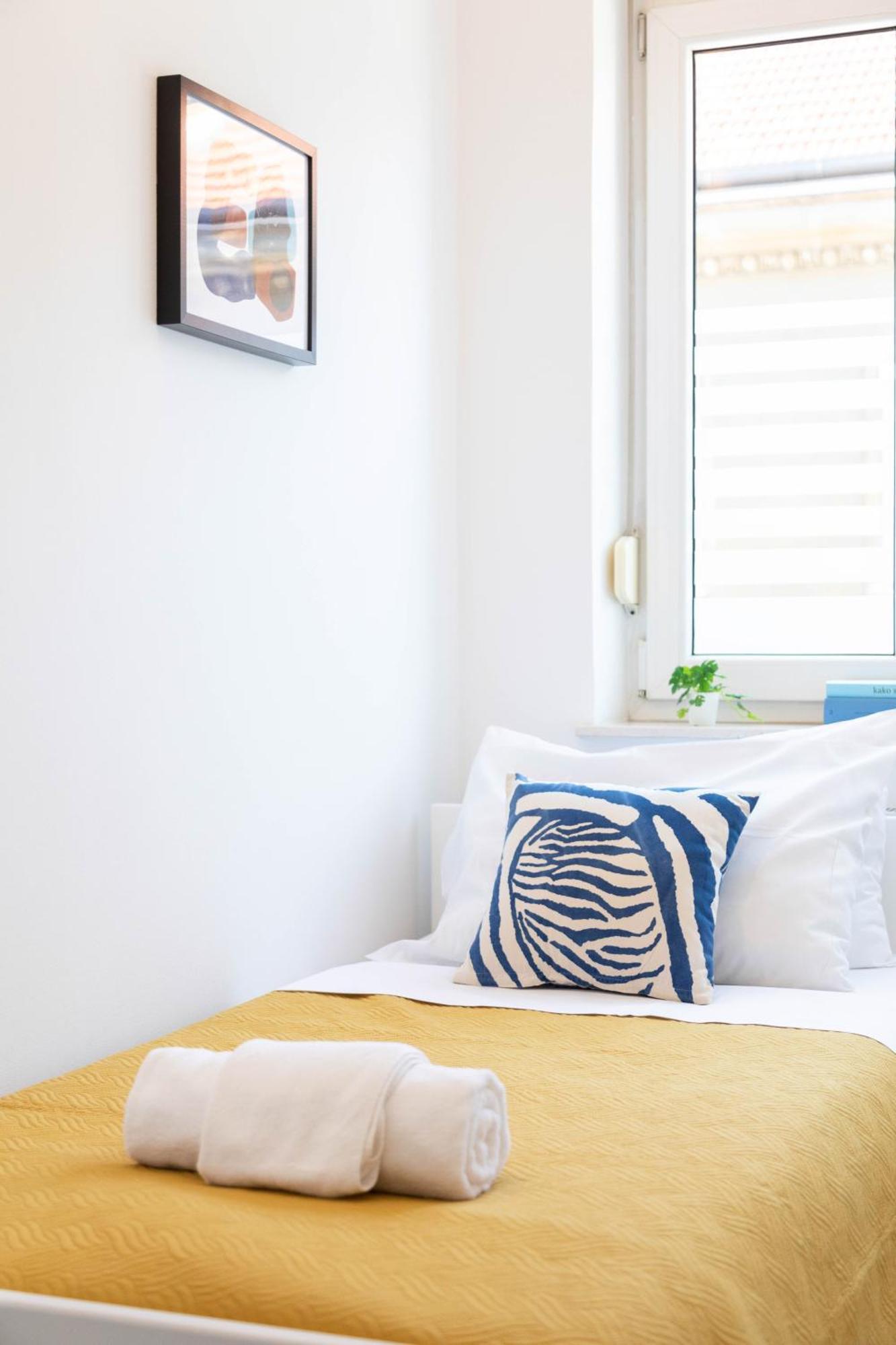 Design And Modern Apartments In Heart Of Загреб Екстериор снимка